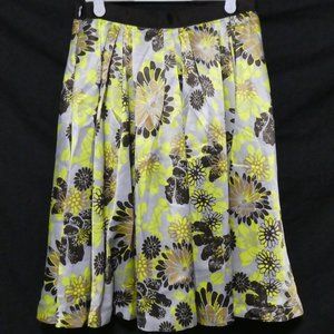 ETAM, 165/66A. lined floral skirt, side zip, pleated, BNWOT